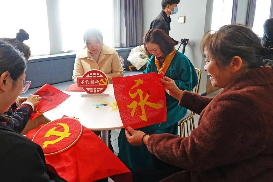 救援老画家
